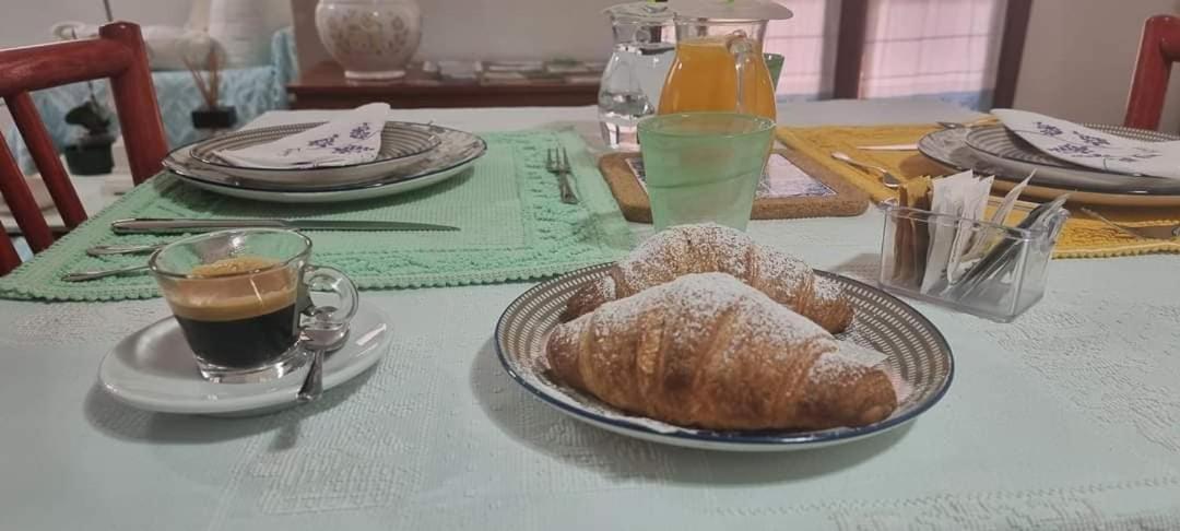 Couette-café Il Piccolo Giardino & Breakfast *